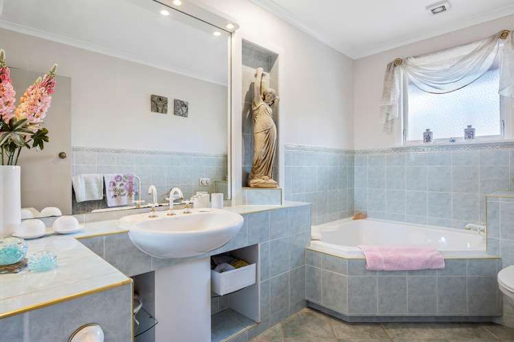 7 Rochford Place Bryndwr_9