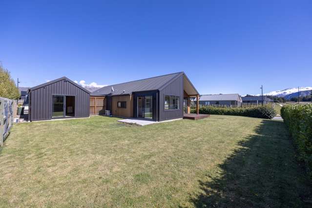 48 Mount Creighton Crescent Wanaka_2