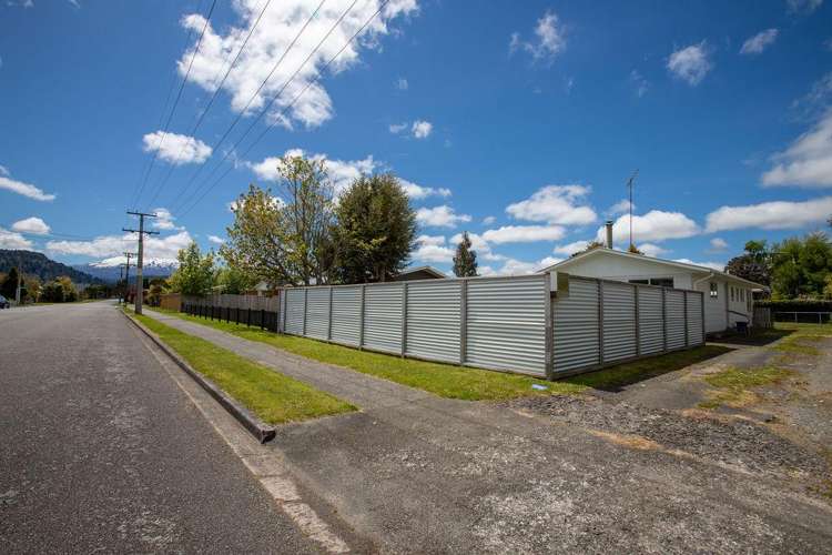 22 Arawa Street Ohakune_24
