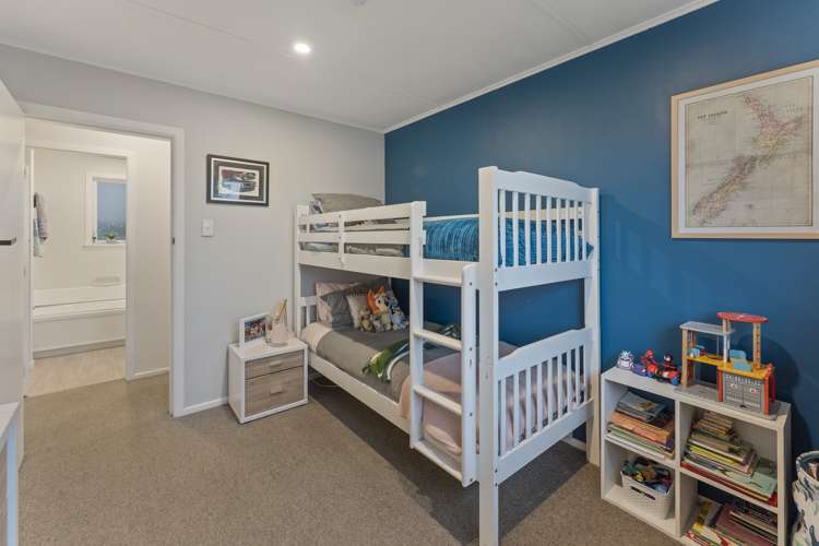 122 Holborn Drive Stokes Valley_19