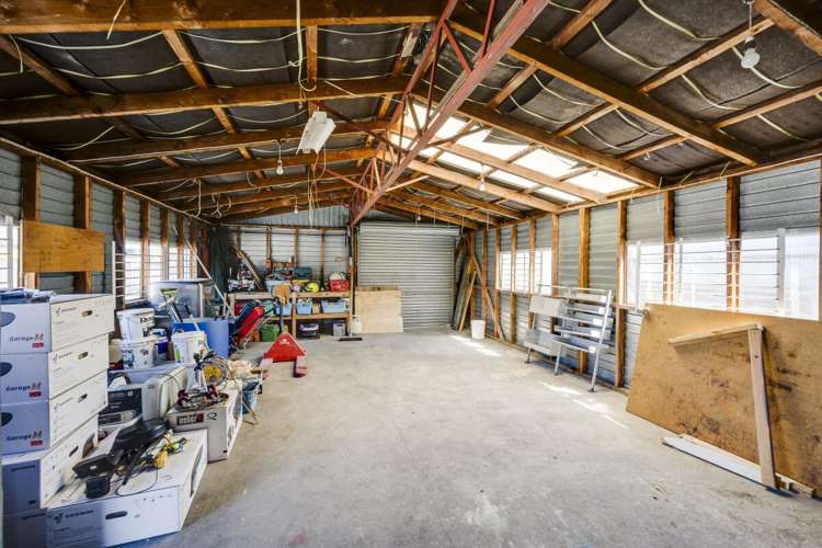 405 Avenue Road East Hastings Central_13