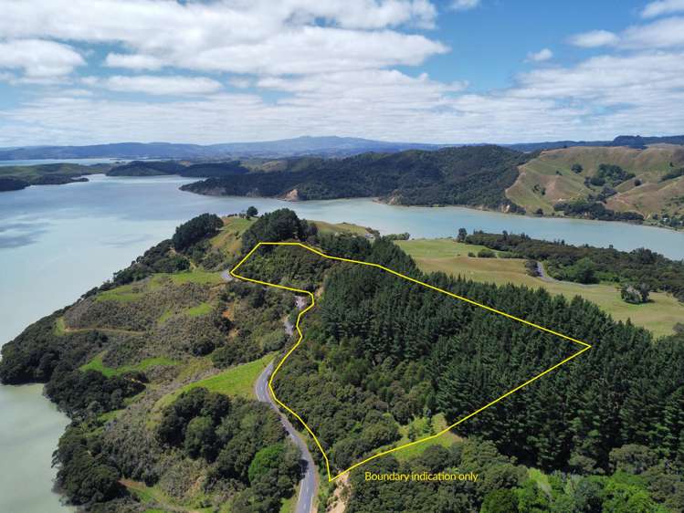 822 Te Waitere Road Taharoa_1