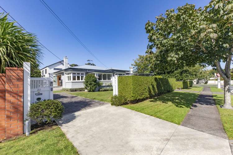 20 Queensway Three Kings_0