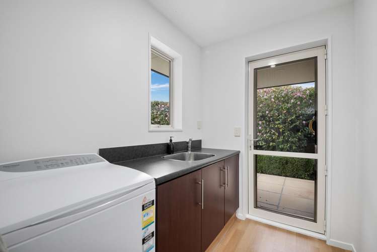 7 Primrose Hill Lane Casebrook_16