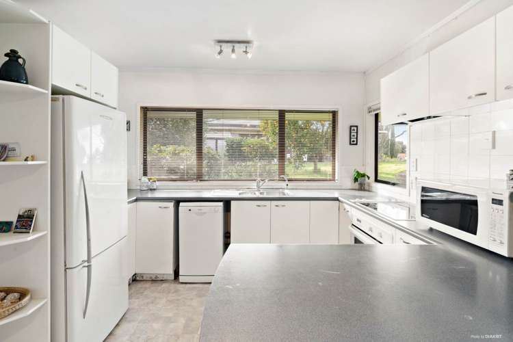 11 Trust Place Sunnyhills_22