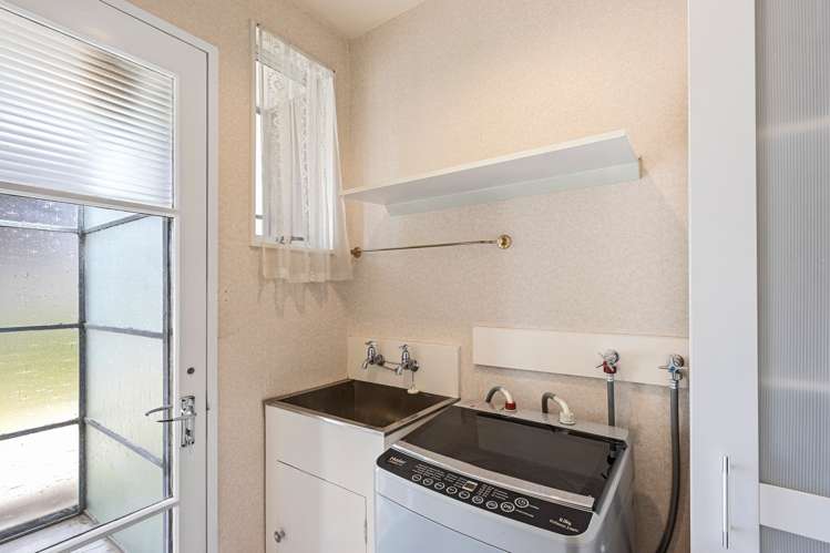 1/3 Sawtell Place Northcote_11