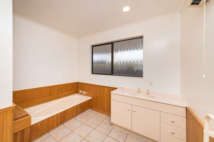 11 Hanmer Place Highbury_10