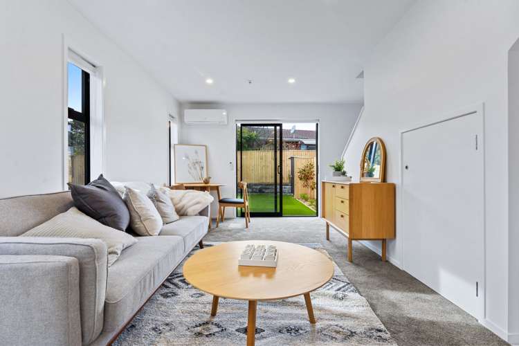 7/10 Fathom Place Te Atatu Peninsula_6