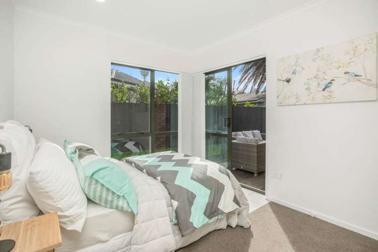 2/47 Carnoustie Drive Wattle Downs_17