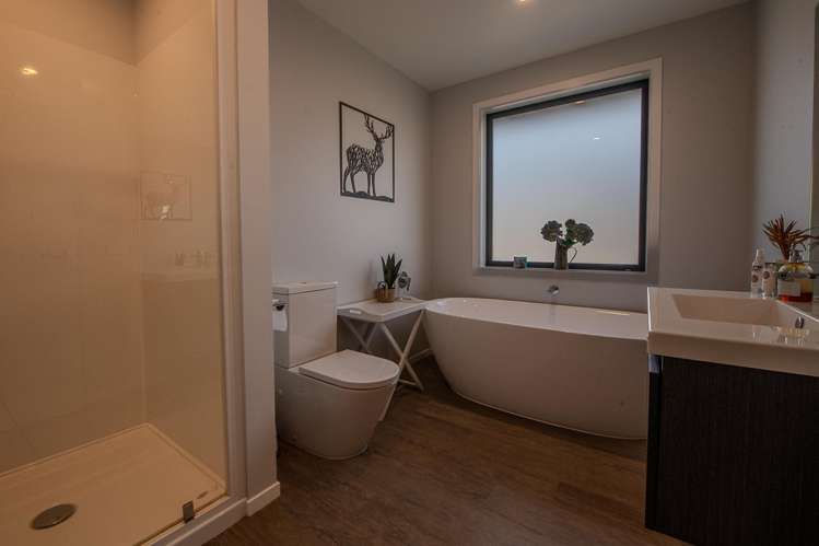 64 Cameron Road Balclutha_8