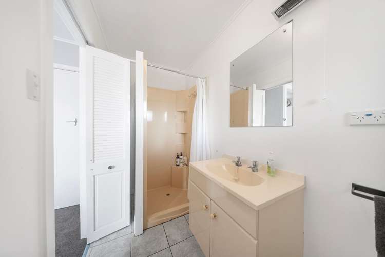 110 Quintin Drive Te Anau_16