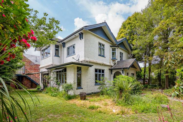 20 Helmores Lane Merivale_6