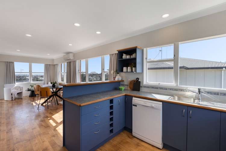 26b Upland Street Brookfield_9