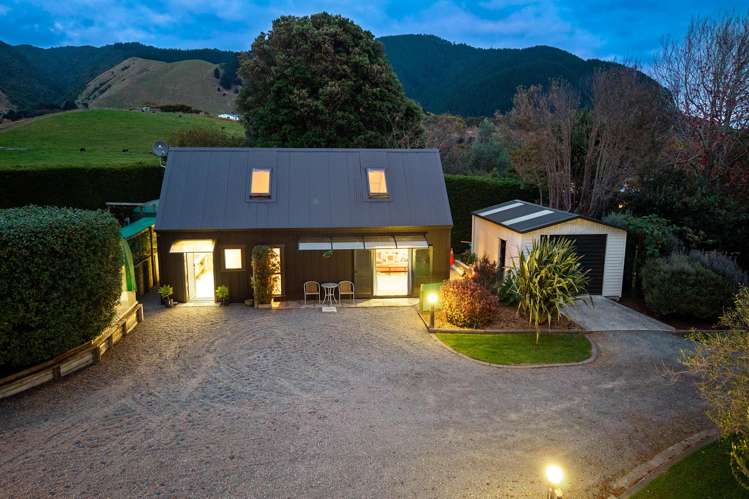 147 Settlement Road Te Horo_25