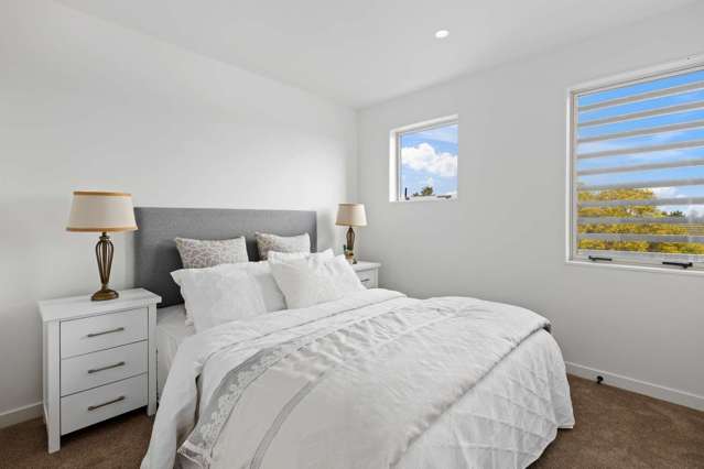 6/13 Beatrix Street 10016_4