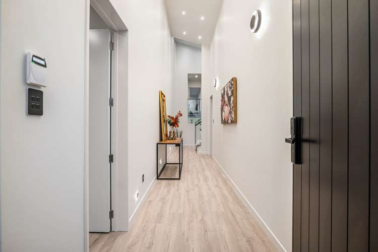 105 Skulander Crescent Millwater_13
