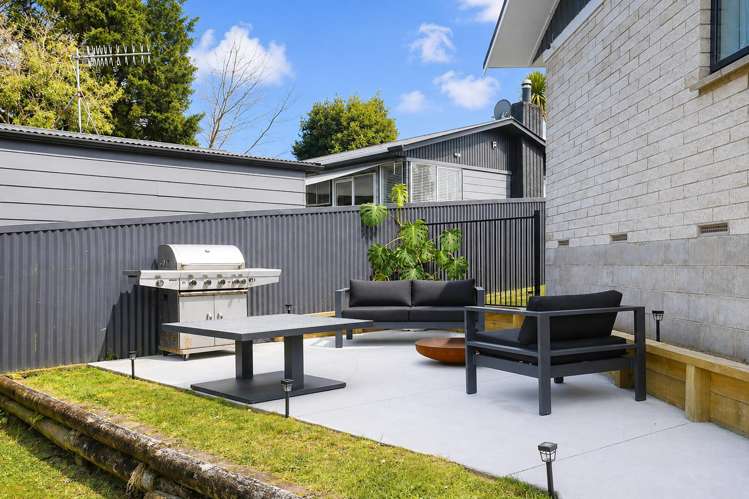 16 Joanne Crescent Pukehangi_5