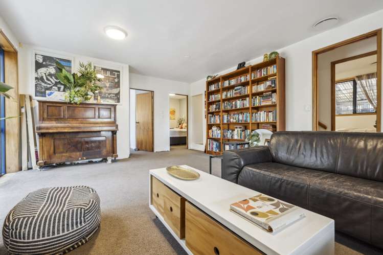 31 Arama Avenue Titirangi_14