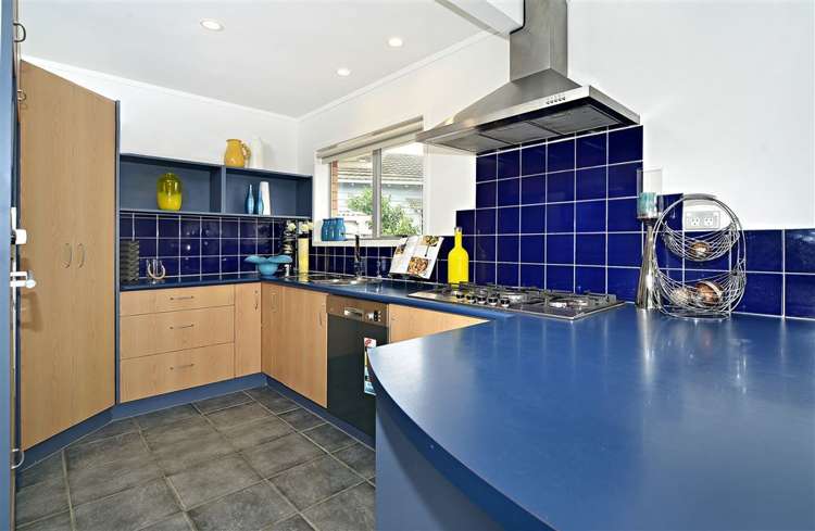 37 West Coast Road Glen Eden_5