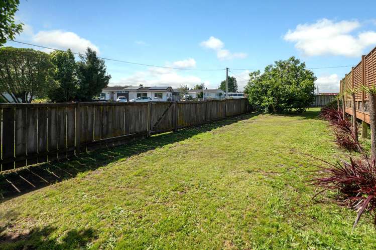 12B Tapsell Road Fairy Springs_18