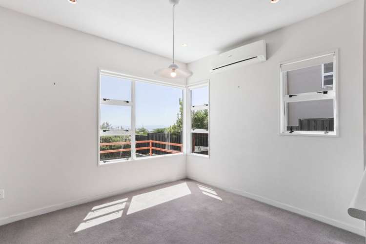 2/5A Madeley Road Mount Pleasant_16