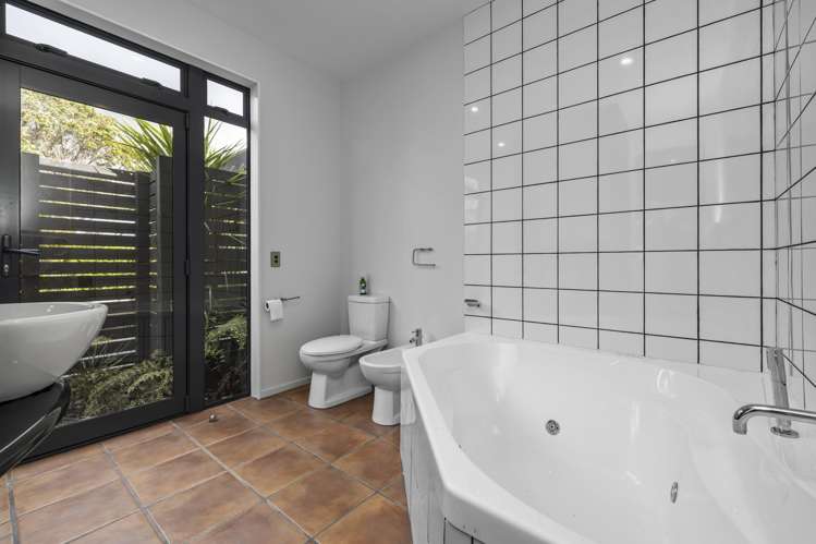 30 Rataroa Road Miranda_15