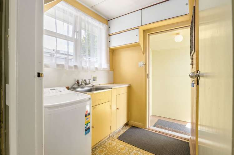 53 Kenney Crescent Fairfield_10