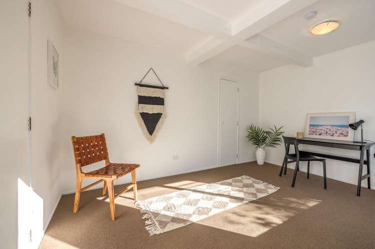 184 Ocean View Road Oneroa_32