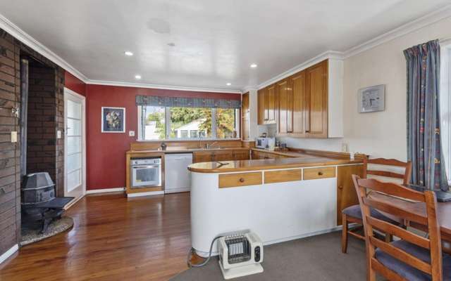 94 Bartholomew Road Levin_3