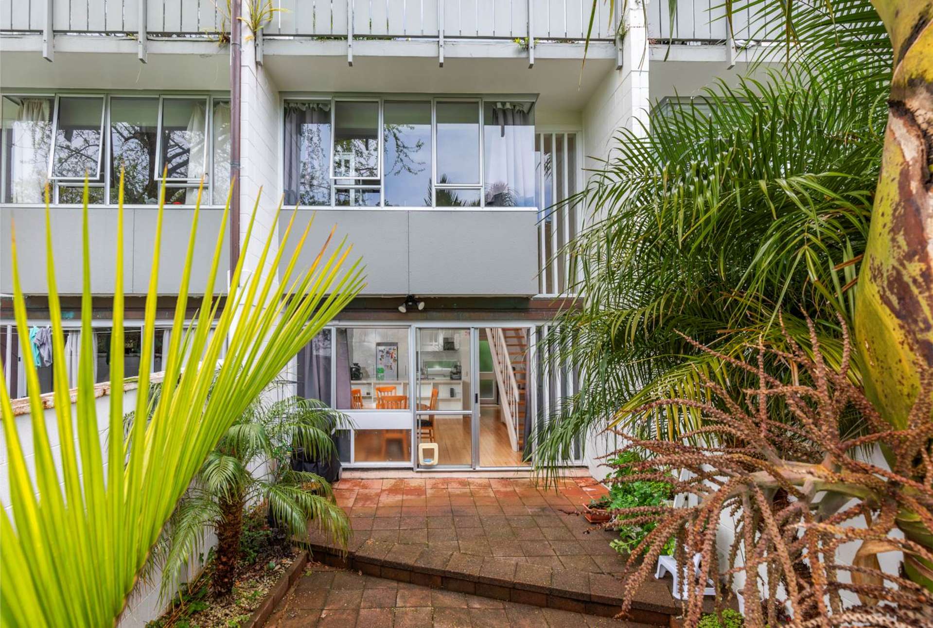 2/148 Howe Street Freemans Bay_0