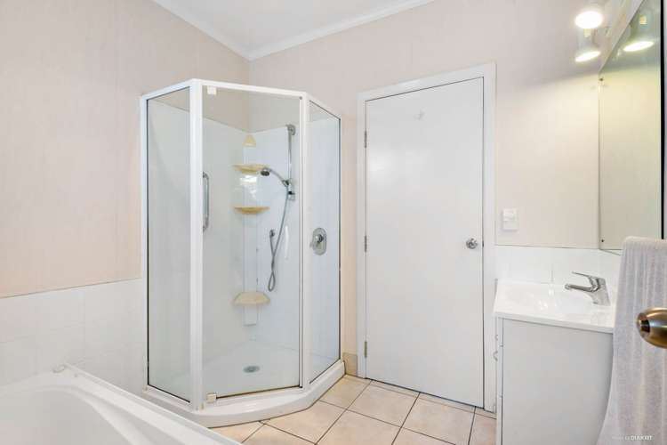 13 Vipond Road Stanmore Bay_9