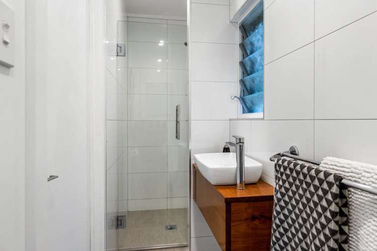 70 Aramoana Avenue Devonport_15