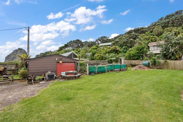 26 Seaview Road Piha_12