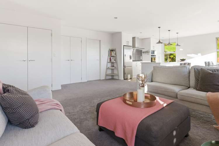 244 Ballintoy Park Drive Welcome Bay_10