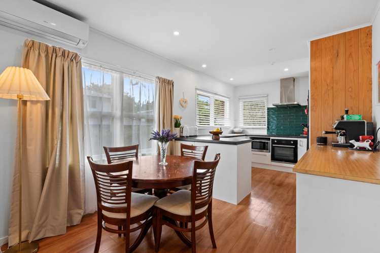 3/3 Marsh Avenue Forrest Hill_10