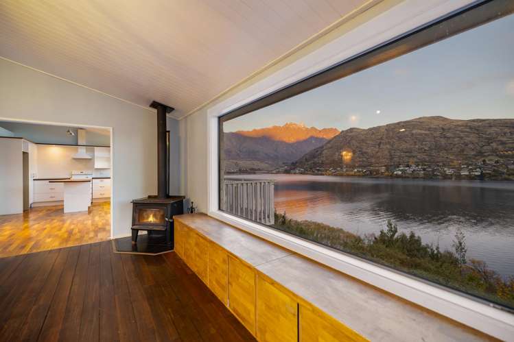 36 Perkins Road Queenstown Hill_37