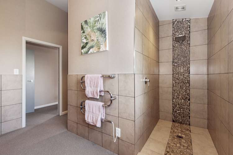 73 Stirling Drive Morrinsville_10