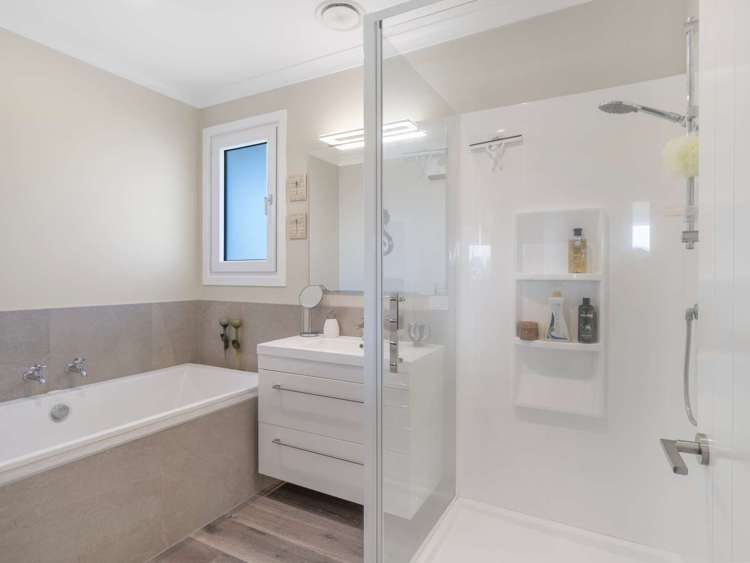 12 Longbeach Drive Castlecliff_24