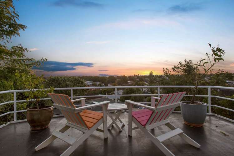 2/14 Warborough Avenue Epsom_0