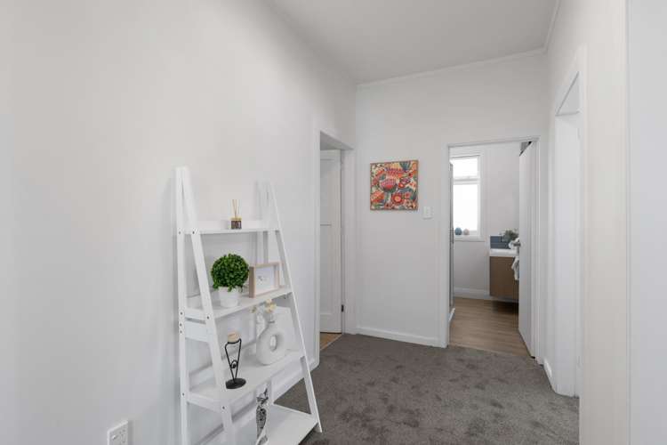 91 Garlands Road Hillsborough_14