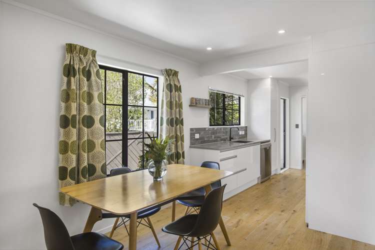 15 Marendellas Drive Bucklands Beach_8