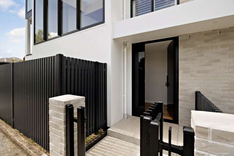 8A Sayegh Street St Heliers_29