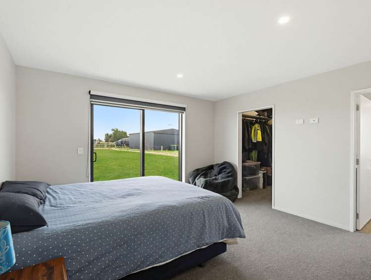 12 Edgeworth Road Darfield_28