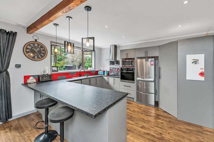 83 Gordon Street Southbridge_6