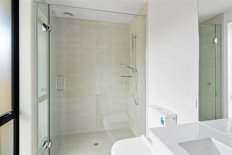 15 Silverstone Loop Rolleston_14