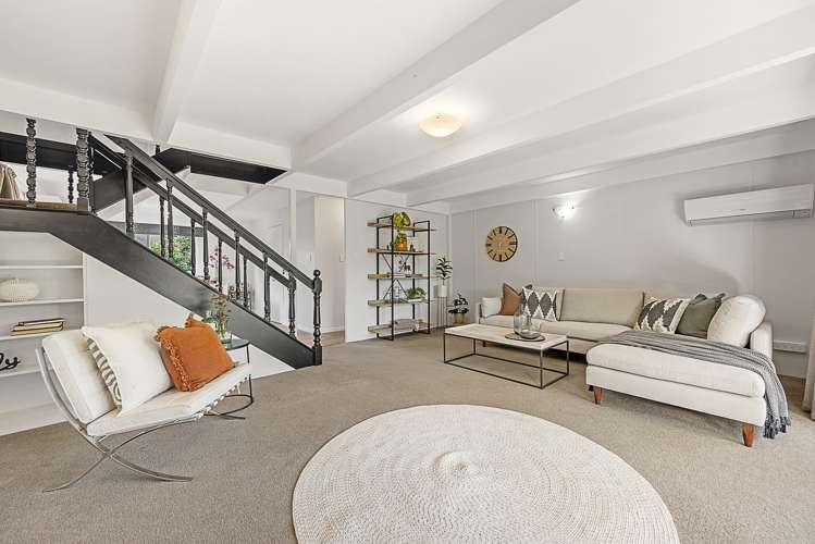 4a Cricklewood Lane Springlands_8