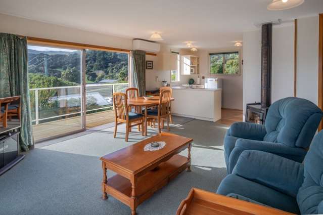 28 Watson Street Akaroa_3