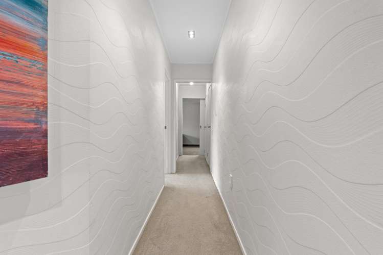 2 Edgewater Grove Orewa_22