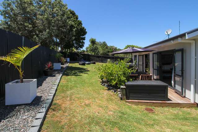 17 Donald Street Stanmore Bay_3