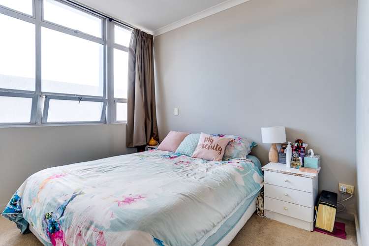 2g/3 Shakespeare Road Napier South_6